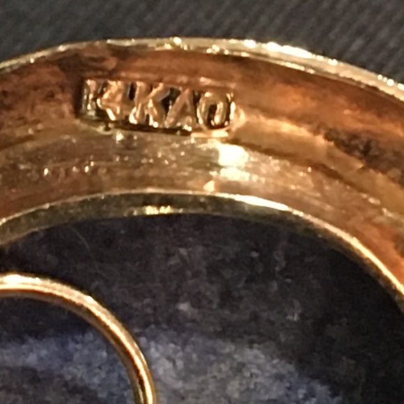 Lapis cabochon 14K gold pierced earrings. Reduced price is FIRM - Picture 3 of 12